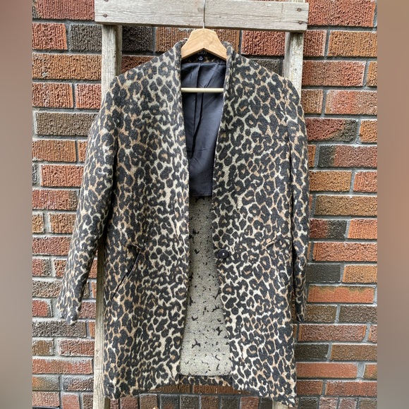 Never Worn ✨ Leopard Papillion Jacket - Picture 3 of 4